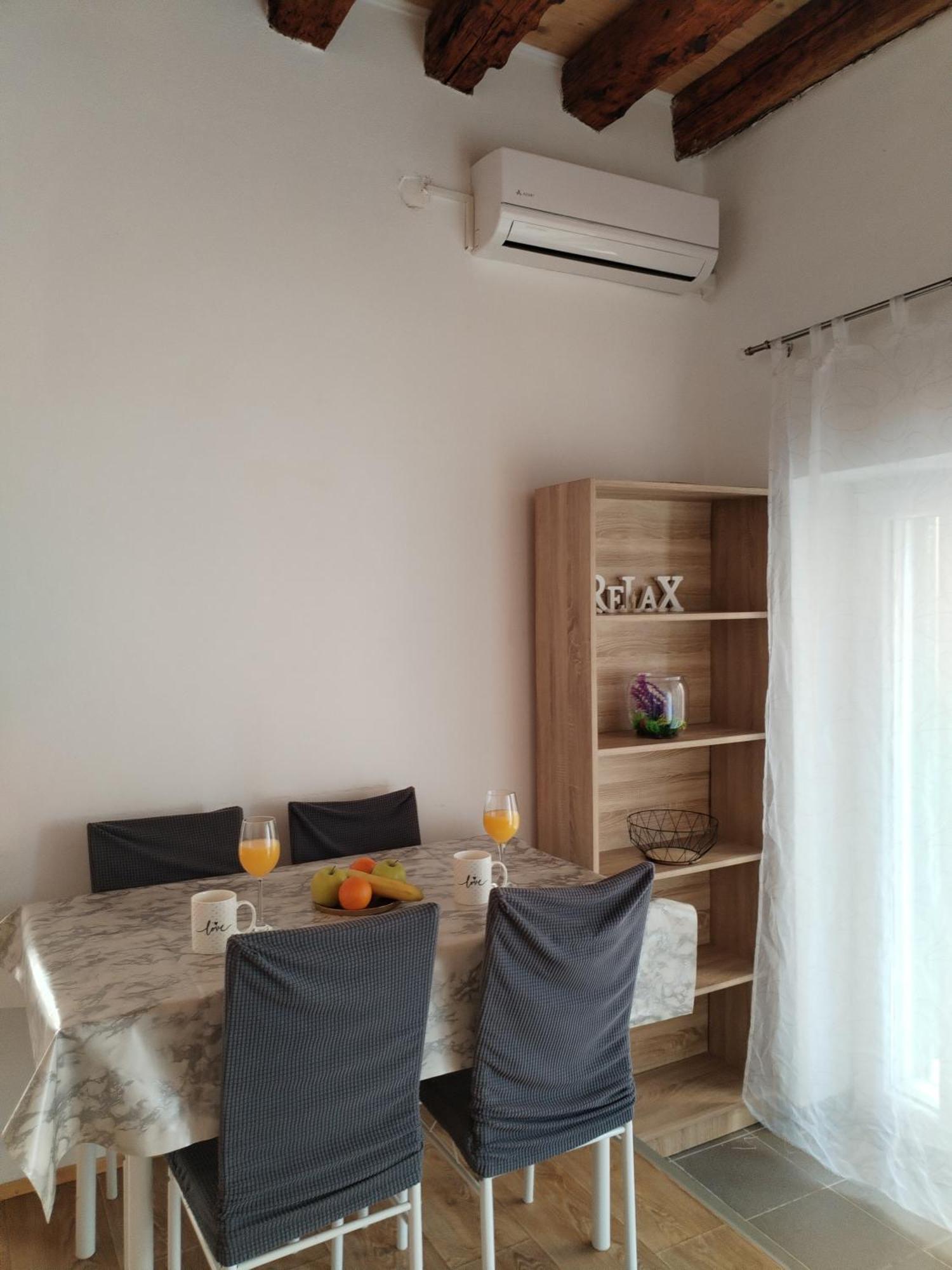 Ema Apartment Prvic Sepurine Luaran gambar